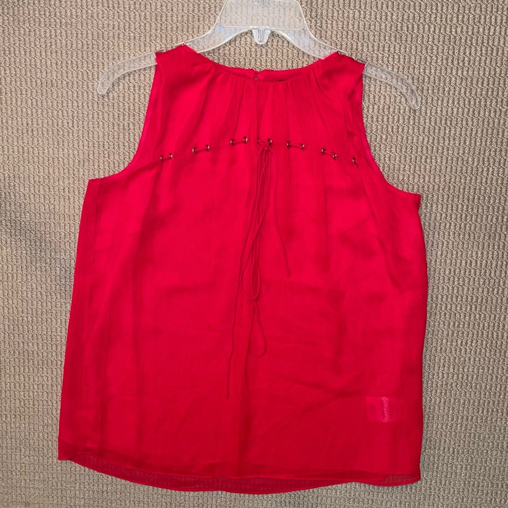 Beautiful Sleeveless Blouse